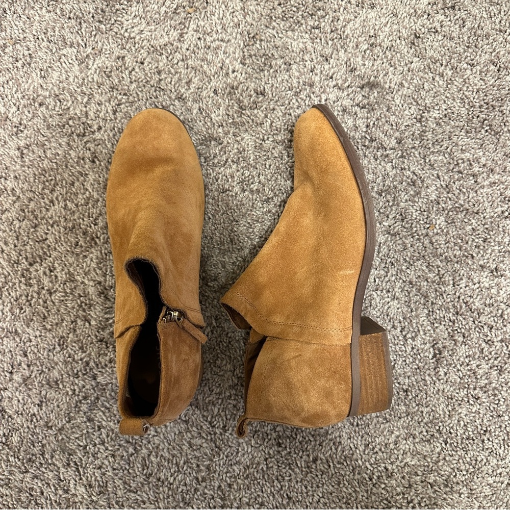 TOMS Ankle Boots - Picture 2 of 6